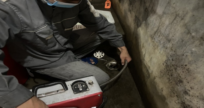 Vệ sinh 24h - Hút bể phốt tại gia lâm Vệ sinh 24h - Hút bể phốt tại gia lâm