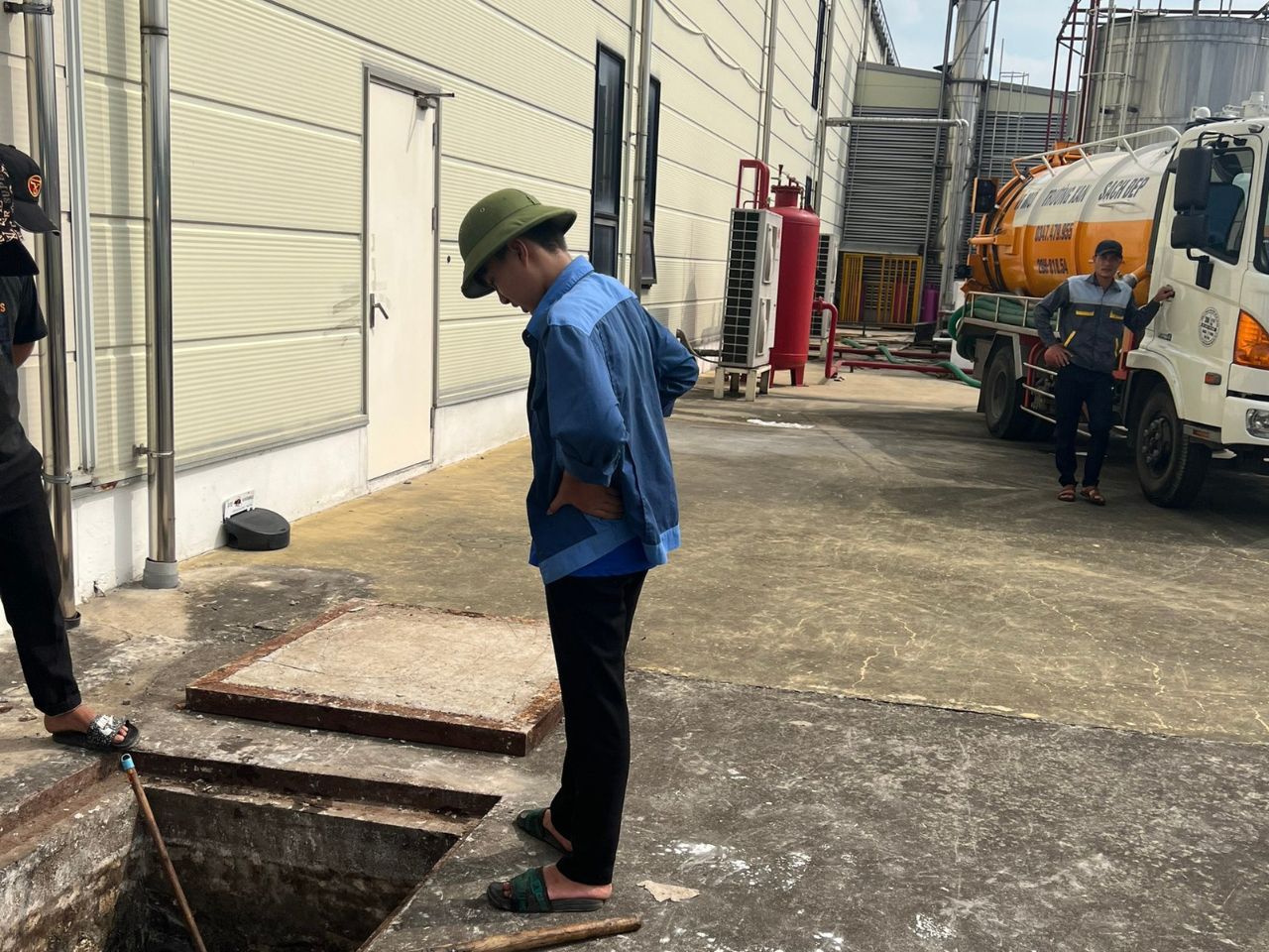 hút bể phốt tại hòa bình uy tín